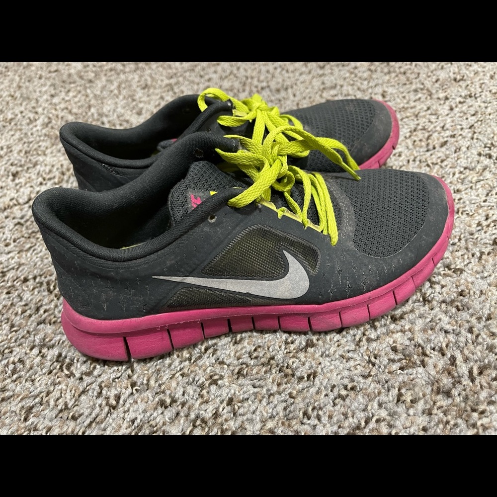 Nike black shoes